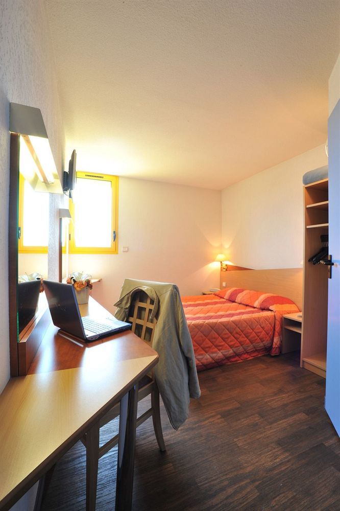 Brit Hotel Toulon - La Valette Екстер'єр фото
